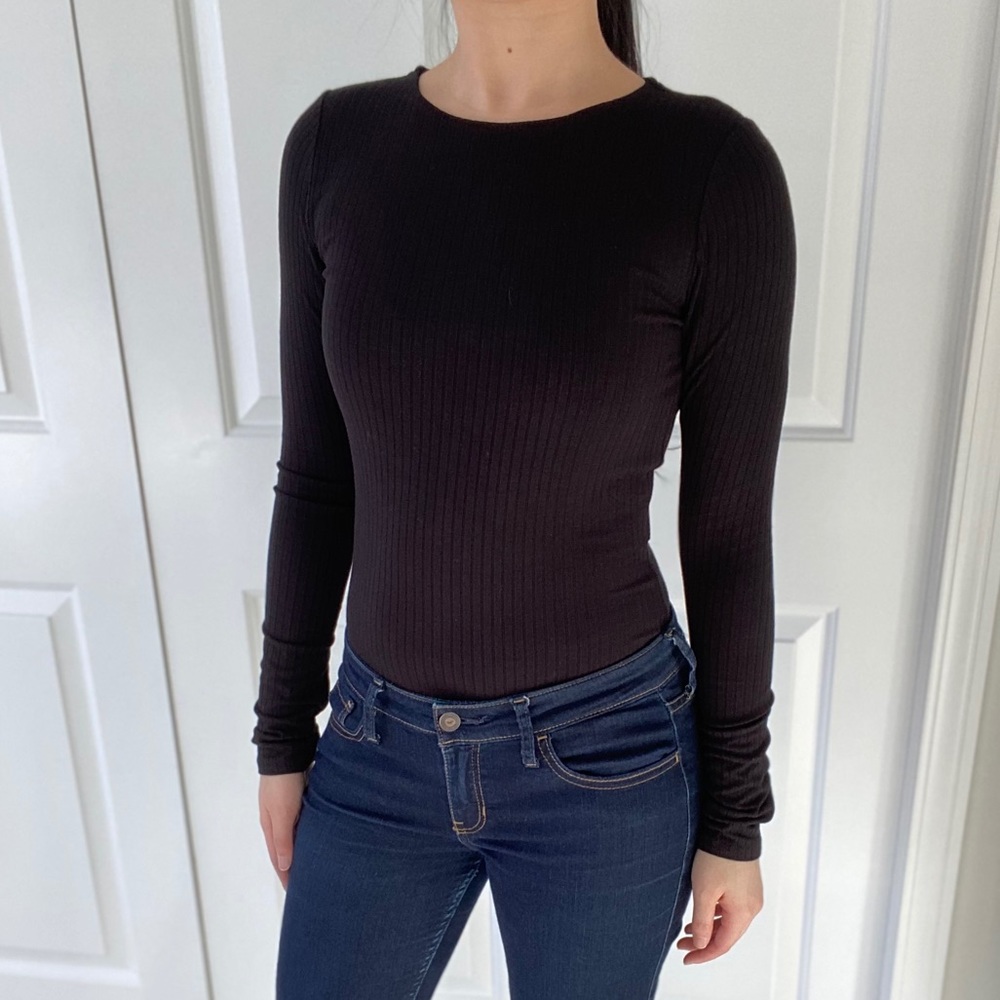 TIMELESS - Black Round Neck Ribbed Classic Basic Bodysuit